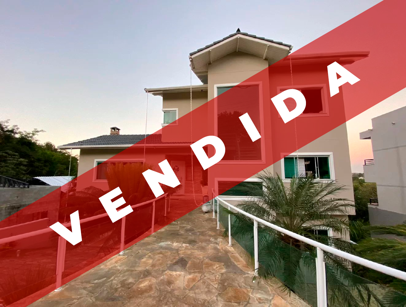 Leia mais sobre o artigo Casa semimobiliada de Alto Padrão em Condomínio Exclusivo – Sta Isabel/SP