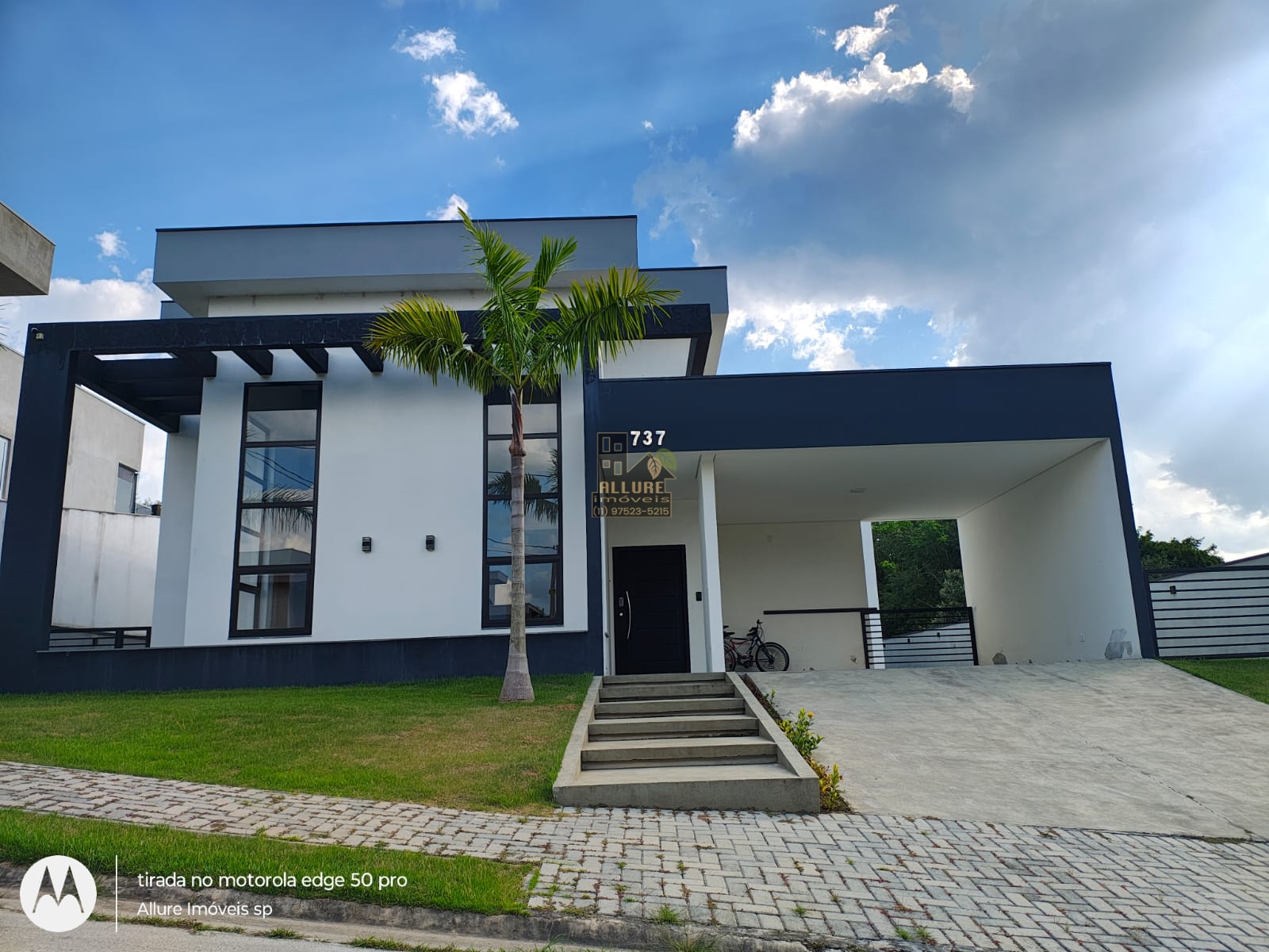 Leia mais sobre o artigo Casa de 377m² com Vista Incrível