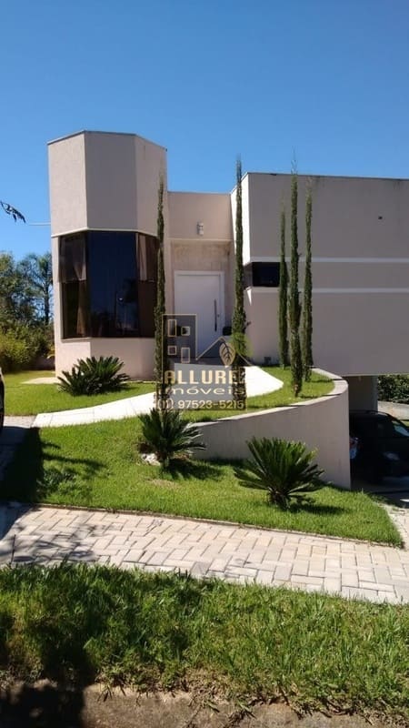 Leia mais sobre o artigo Espetacular Sobrado no Residencial Ibirapitanga