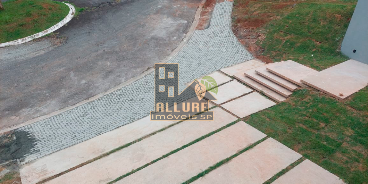 WhatsApp Image 2025-08-29 at 15.18.18 (1)