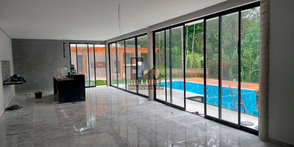 WhatsApp Image 2025-08-29 at 15.18.22 (1)