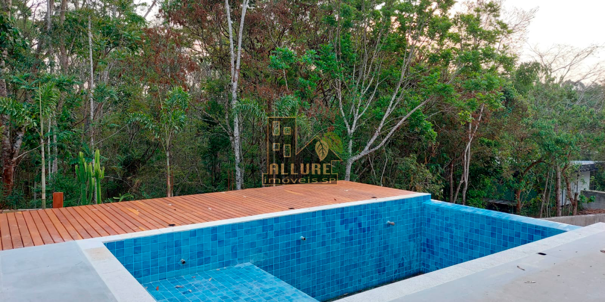 WhatsApp Image 2025-08-29 at 15.18.24 (1)